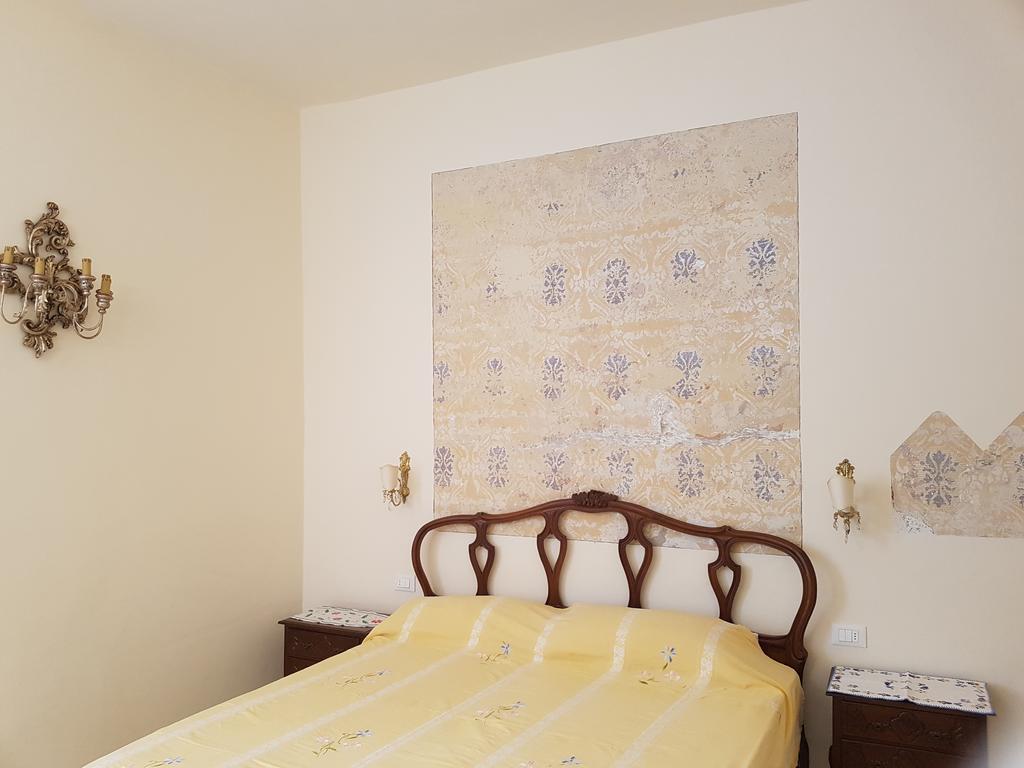 Historical Apartments By Seaside เวียเรจโจ ภายนอก รูปภาพ